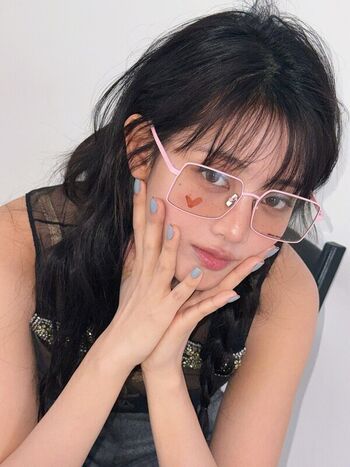 Minnie (Nicha Yontararak - I-dle
