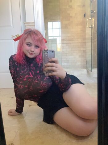 Full leaked Mintyluxxx private onlyfans photo