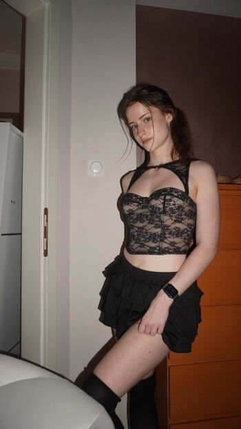 Full leaked Mira  page private onlyfans photo