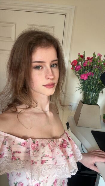 Full leaked Mira  page private onlyfans photo