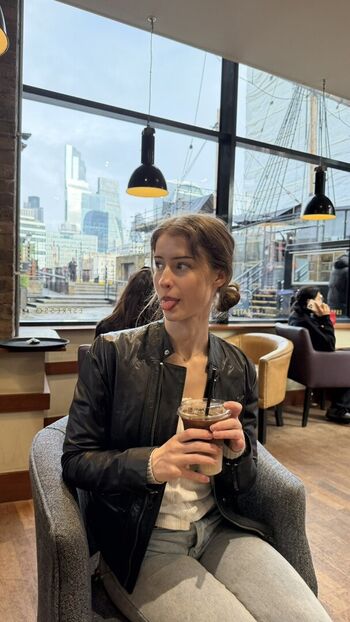 Full leaked Mira  page private onlyfans photo