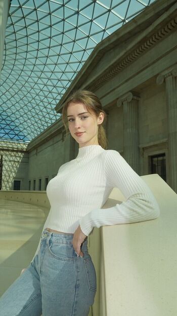 Full leaked Mira  page private onlyfans photo