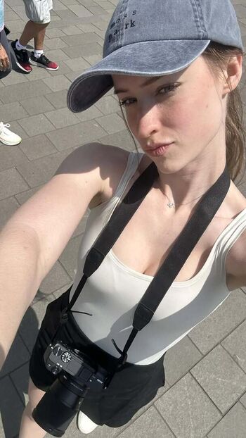 Full leaked Mira page private onlyfans photo