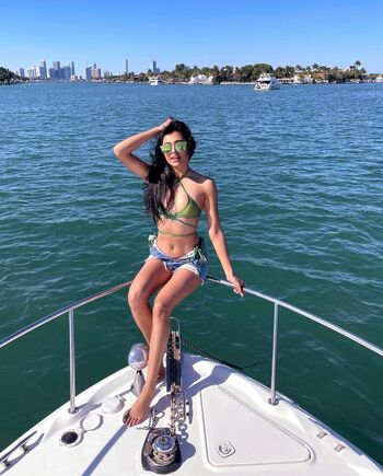 Full leaked Mira patel private onlyfans photo