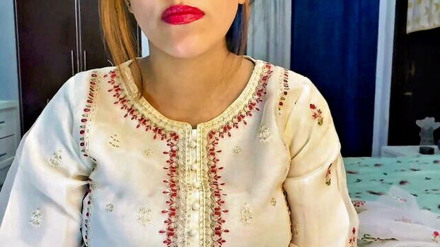 Full leaked Mirakhan private onlyfans photo