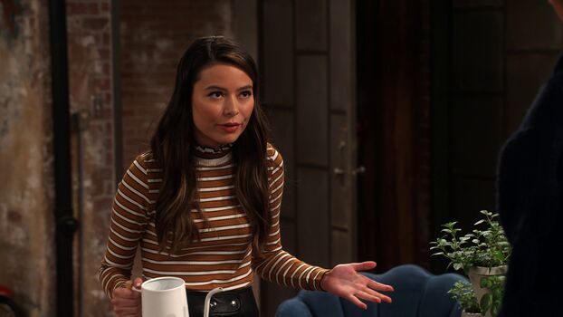 Miranda Cosgrove