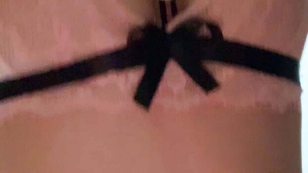 Full leaked Mirastoorm private onlyfans photo