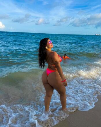 Full leaked Mirella maysa private onlyfans photo