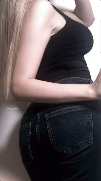 Full leaked Miruqi private onlyfans photo