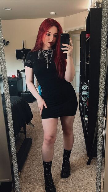 Full leaked Miserrablee private onlyfans photo