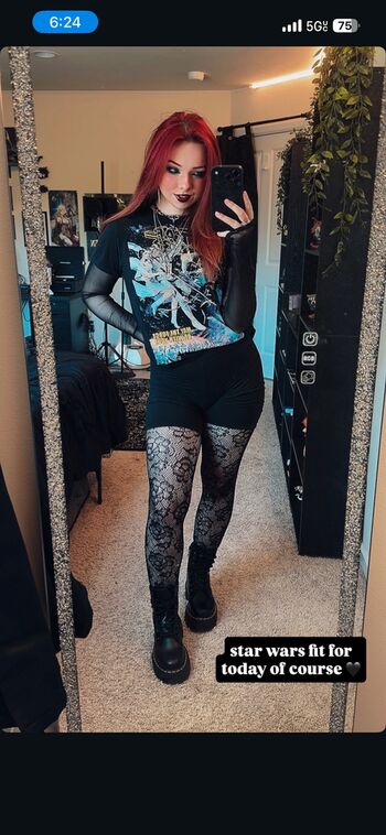 Full leaked Miserrablee private onlyfans photo