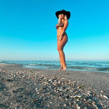 Full leaked Miss ema devine private onlyfans photo