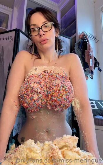 Full leaked Miss meringue  page private onlyfans photo