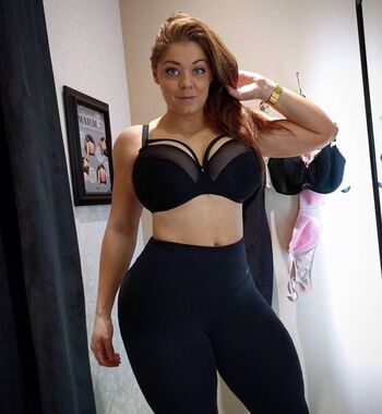 Full leaked Miss mia fit private onlyfans photo