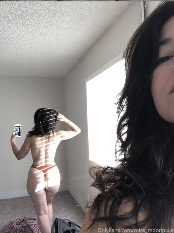 Full leaked Miss moonpixie page private onlyfans photo