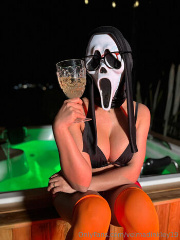 Full leaked Misscharlotte page private onlyfans photo