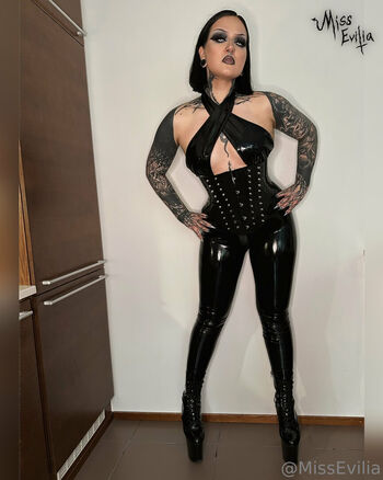 Full leaked Misseviliafree private onlyfans photo