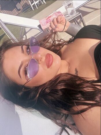 Full leaked Misslelabrooke private onlyfans photo