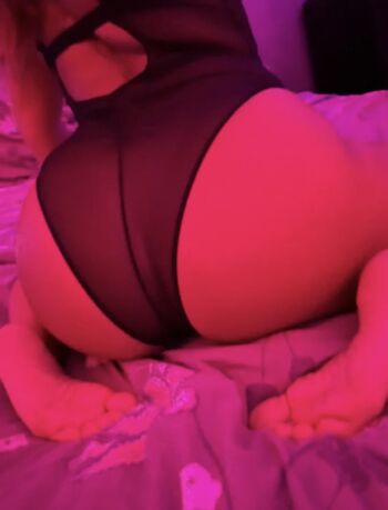 Full leaked Missshelly private onlyfans photo