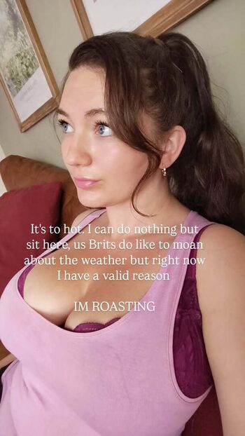 Full leaked Missvintagedresses private onlyfans photo
