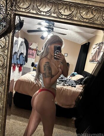 Full leaked Missymotts private onlyfans photo