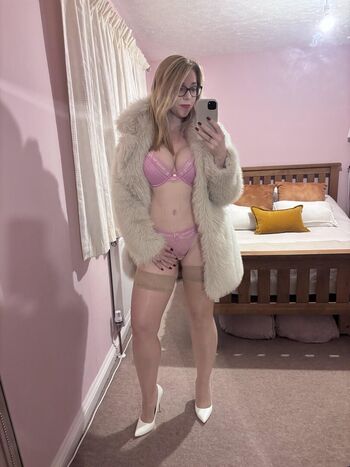 Full leaked Mistress glass private onlyfans photo