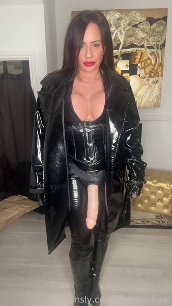 Full leaked Mistress r eal private onlyfans photo