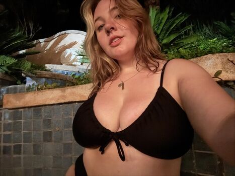 Full leaked Mistyeris private onlyfans photo