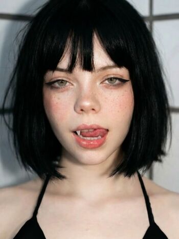 Full leaked Miu leone private onlyfans photo