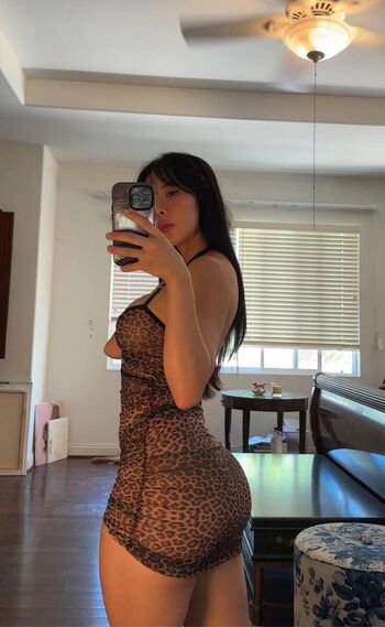 Full leaked Mixxhannah private onlyfans photo