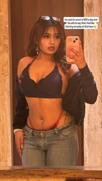 Full leaked Miyaawat private onlyfans photo