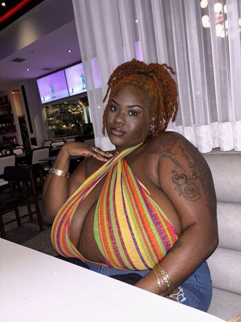 Full leaked Mjmelonz private onlyfans photo