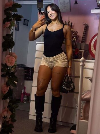 Full leaked Mkdobo private onlyfans photo