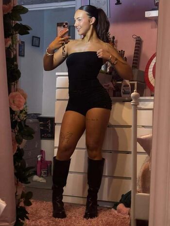 Full leaked Mkdobo private onlyfans photo