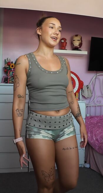 Full leaked Mkdobo private onlyfans photo