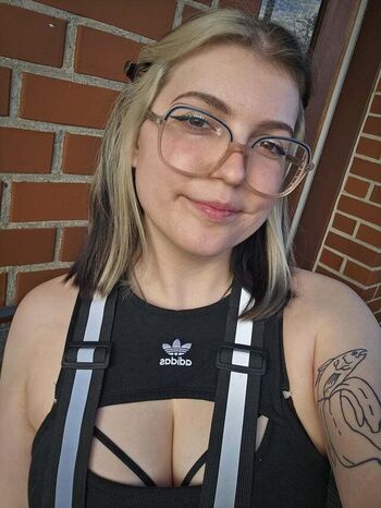 Full leaked Mlglauch private onlyfans photo