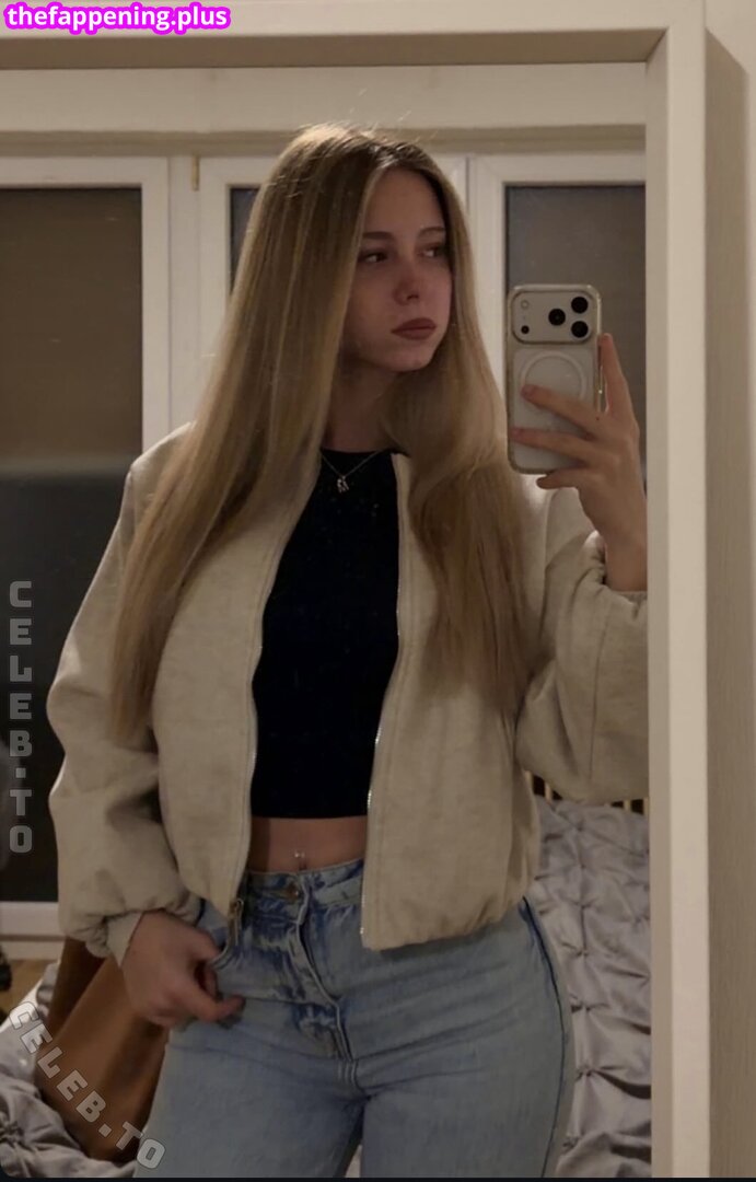 melleeh / mmelleh Meztelen OnlyFans Fotó #29