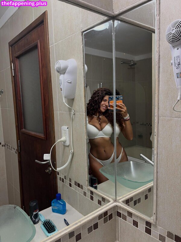 mmmar7 / mmmarok_ Naken OnlyFans Foto #115