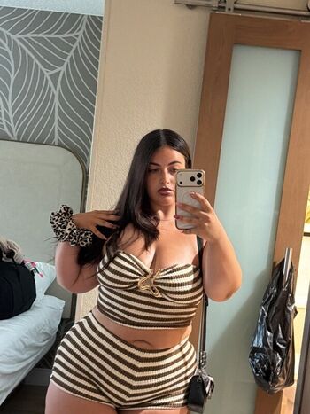 Full leaked Mmmariiis private onlyfans photo