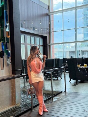 Full leaked Mnmonte page private onlyfans photo