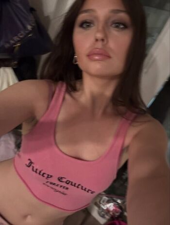 Full leaked Mo bentley private onlyfans photo
