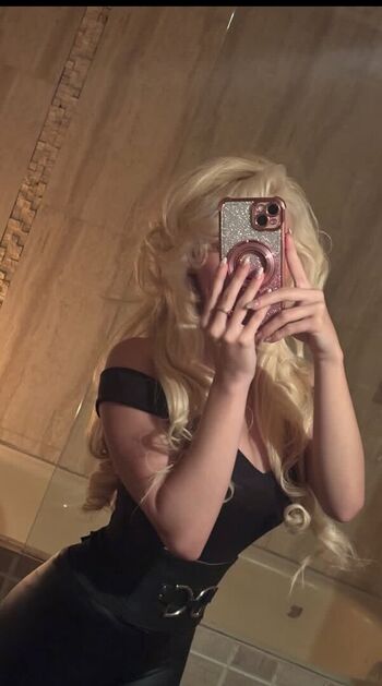 Full leaked Mochidolll page private onlyfans photo