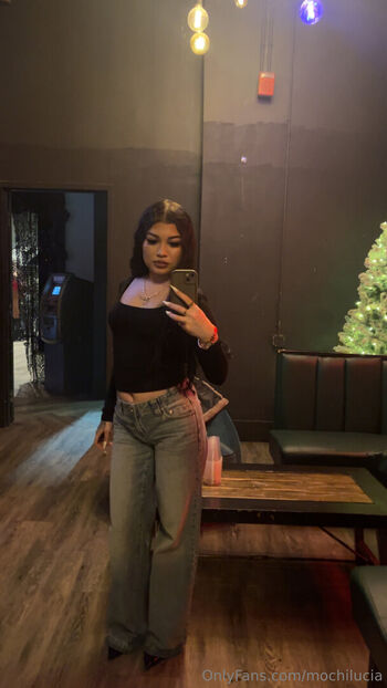 Full leaked Mochiilucia private onlyfans photo