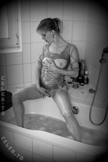 Full leaked Model cladi private onlyfans photo