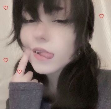 Full leaked Moeponz private onlyfans photo