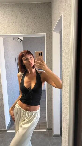 Full leaked Moiraedrift private onlyfans photo