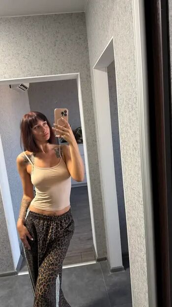 Full leaked Moiraedrift private onlyfans photo