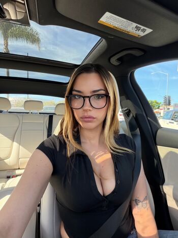 Full leaked Mole private onlyfans photo