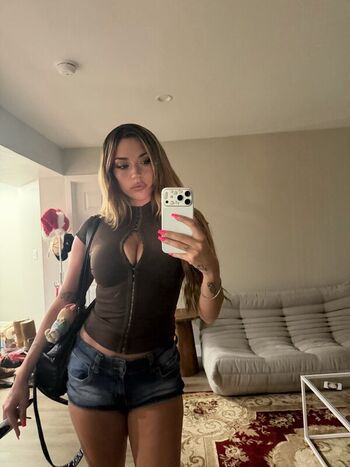 Full leaked Mole private onlyfans photo