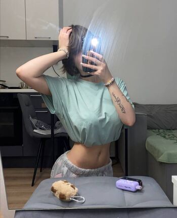 Full leaked Molli private onlyfans photo